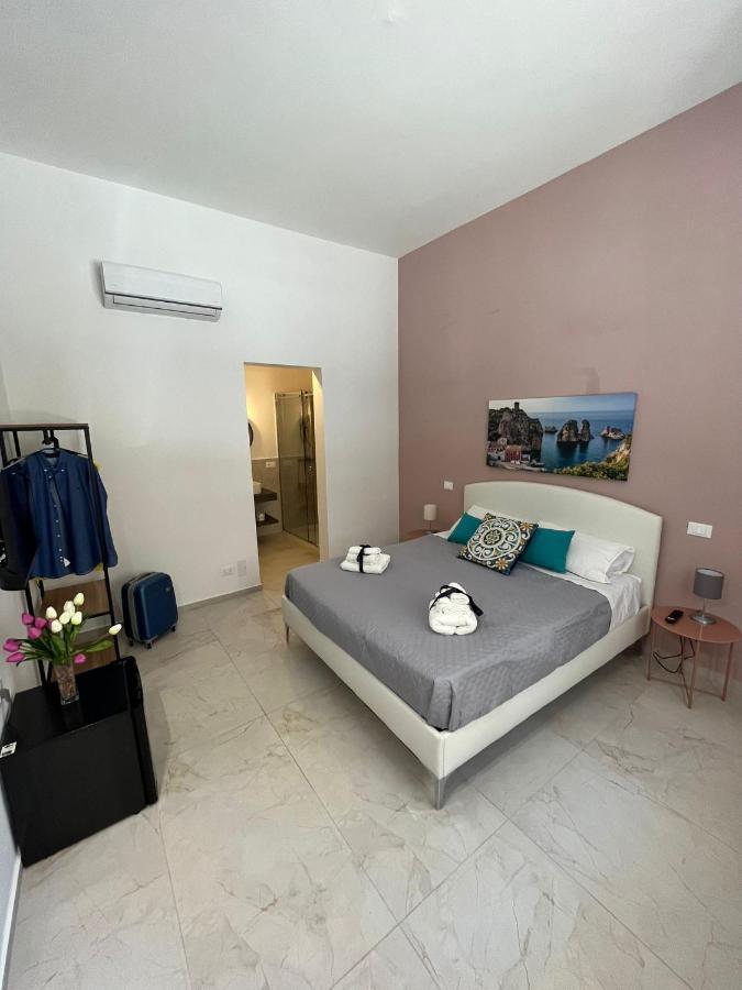 Sicilian Paradise Casa Vacanze 卡斯泰拉马莱 客房 照片
