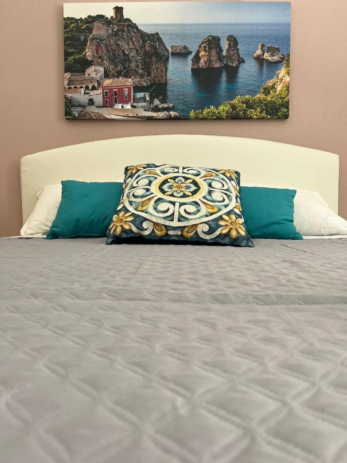 Sicilian Paradise Casa Vacanze 卡斯泰拉马莱 外观 照片