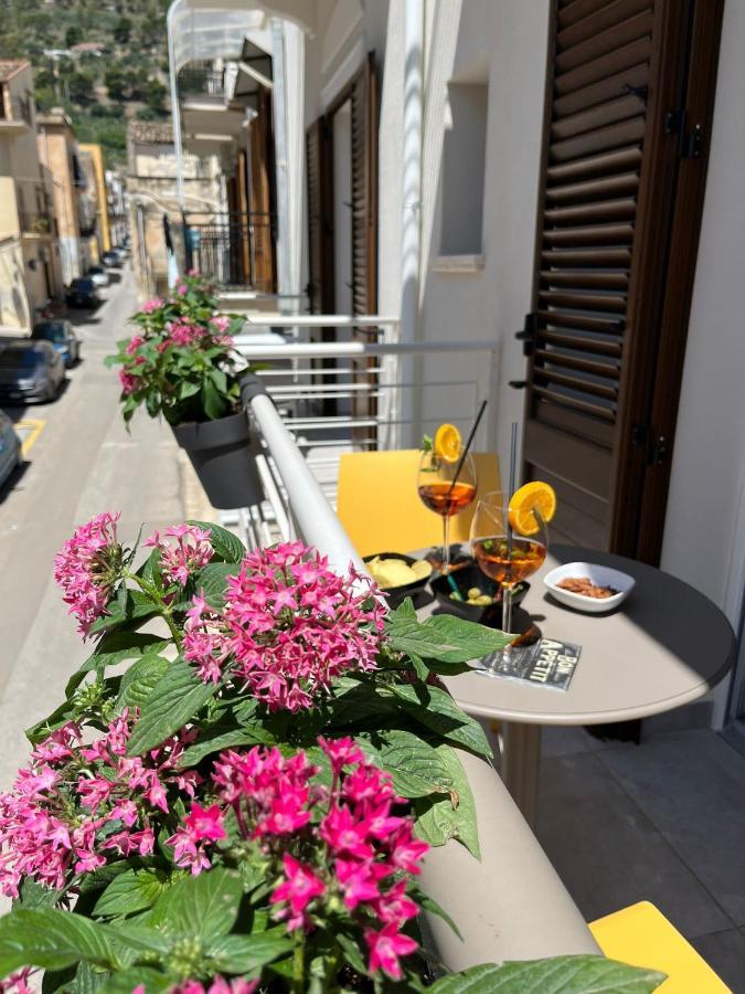 Sicilian Paradise Casa Vacanze 卡斯泰拉马莱 外观 照片