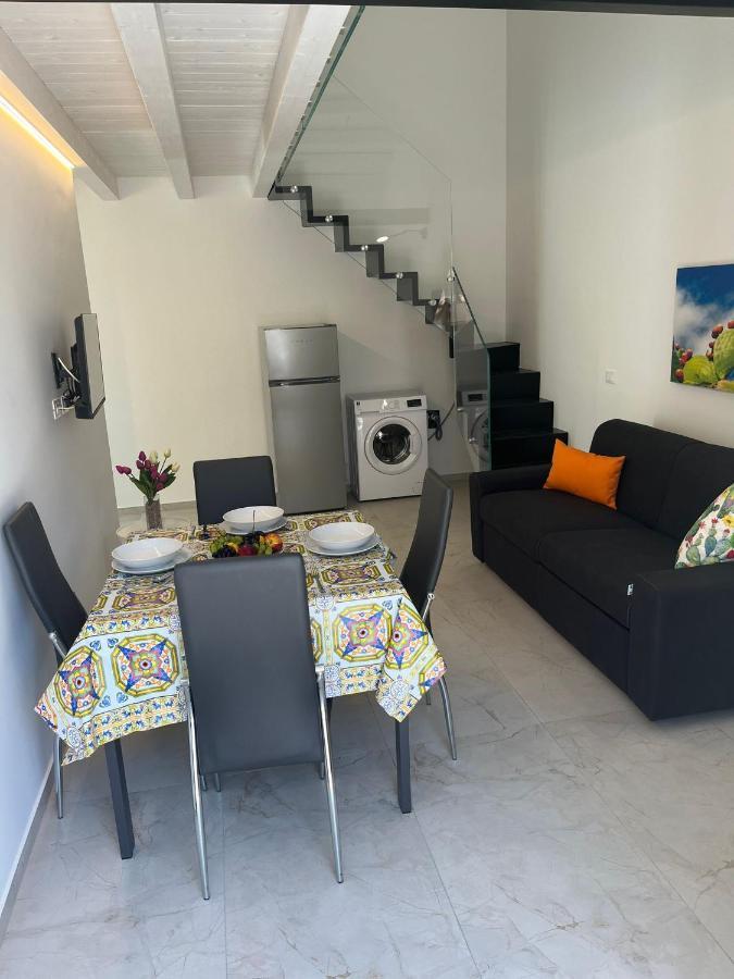 Sicilian Paradise Casa Vacanze 卡斯泰拉马莱 外观 照片