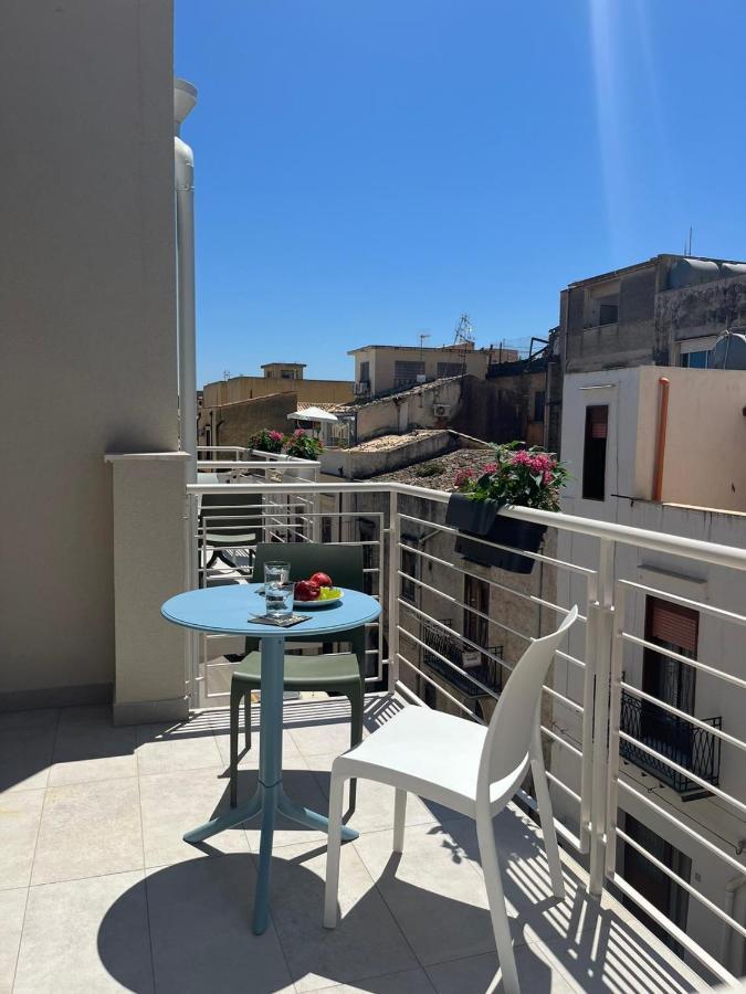 Sicilian Paradise Casa Vacanze 卡斯泰拉马莱 外观 照片