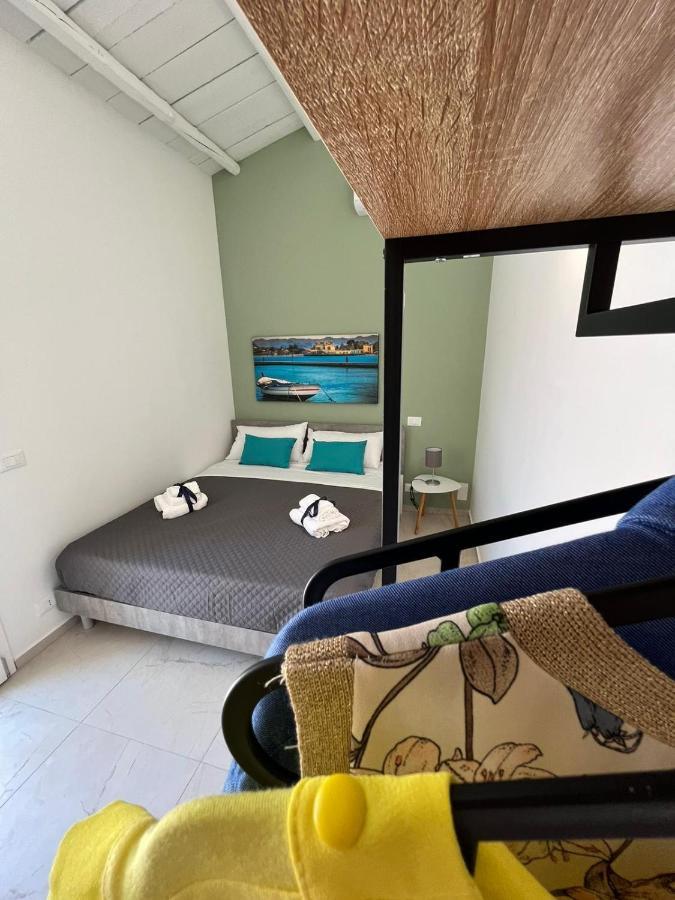 Sicilian Paradise Casa Vacanze 卡斯泰拉马莱 外观 照片