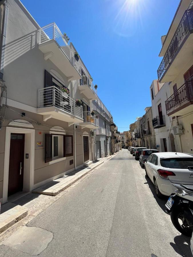 Sicilian Paradise Casa Vacanze 卡斯泰拉马莱 外观 照片