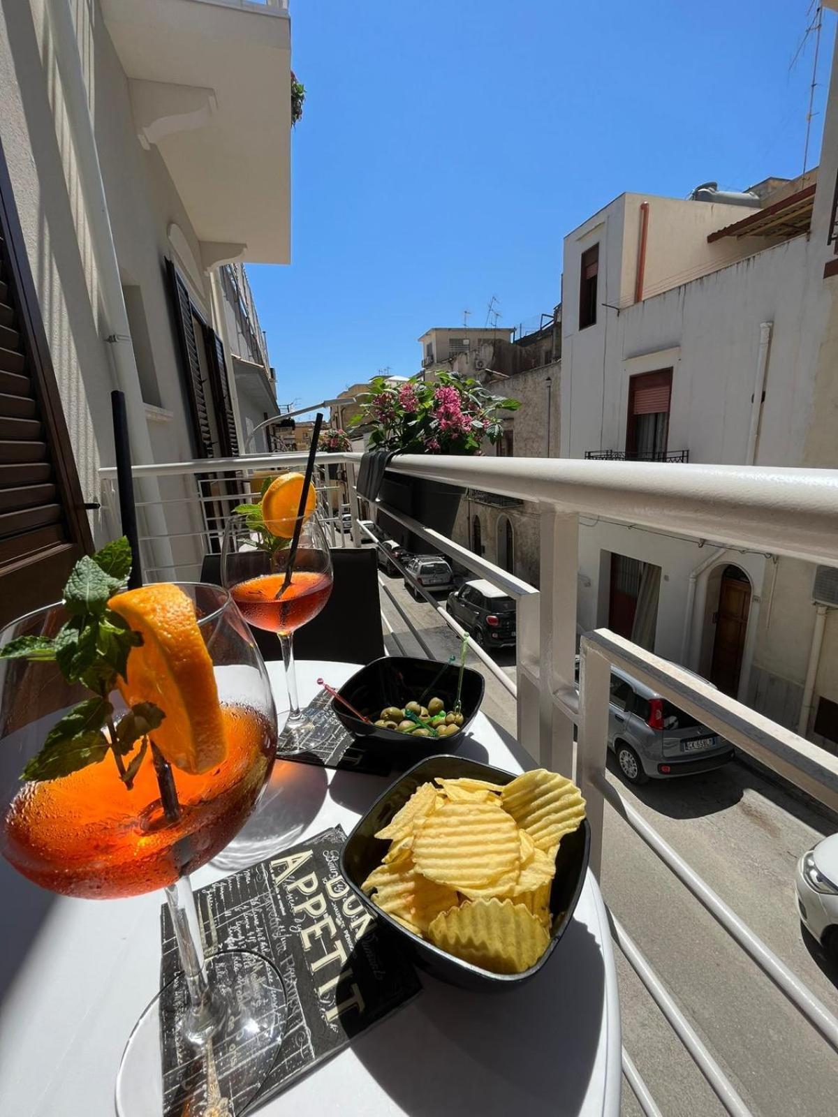 Sicilian Paradise Casa Vacanze 卡斯泰拉马莱 客房 照片